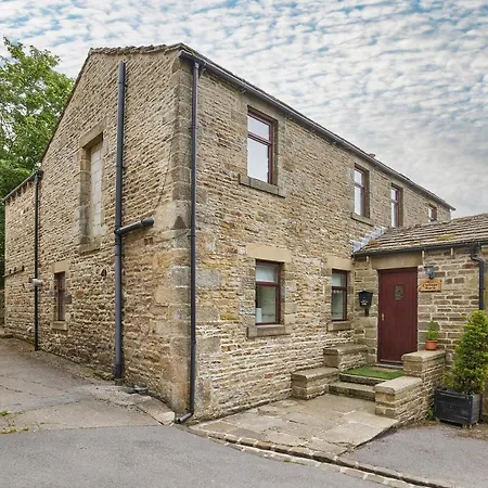 Host & - The Barn Holiday home Skipton