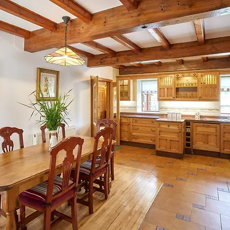 Holiday home Host & - The Barn