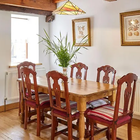 Holiday home Host & - The Barn *